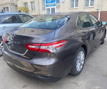 toyota_camry_le_2018